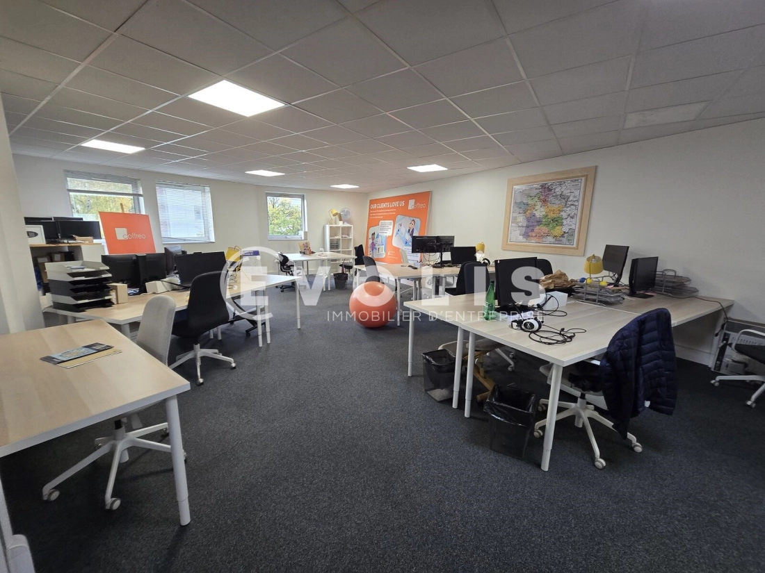Photo 8 – vente bureaux	ORSAY (91400)