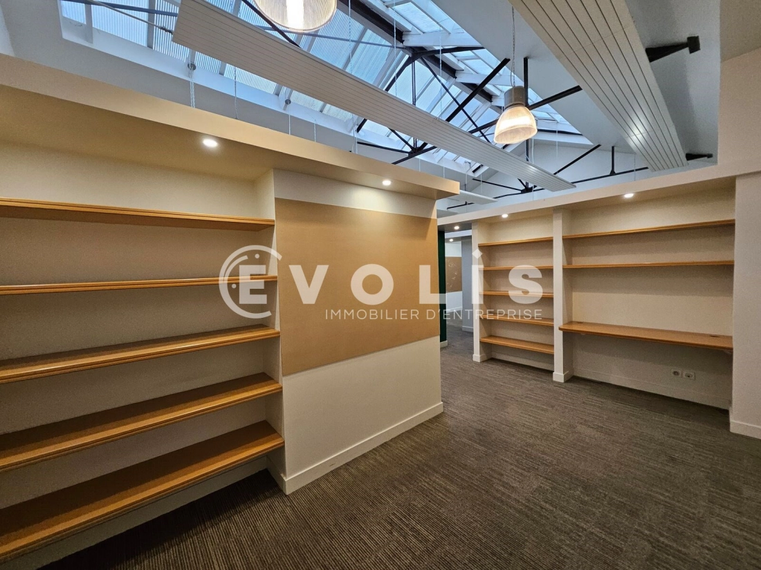 Photo 13 – location Entrepôts / activités	CACHAN (94230)