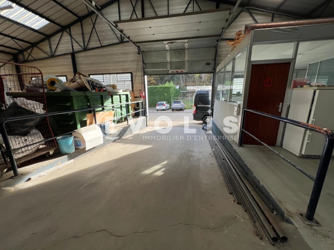 Photo 5 – vente Entrepôts / activités	TARARE (69170)