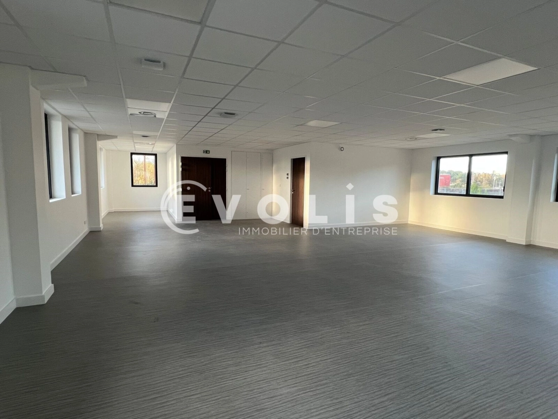 Photo 10 – location Entrepôts / activités	GRADIGNAN (33170)