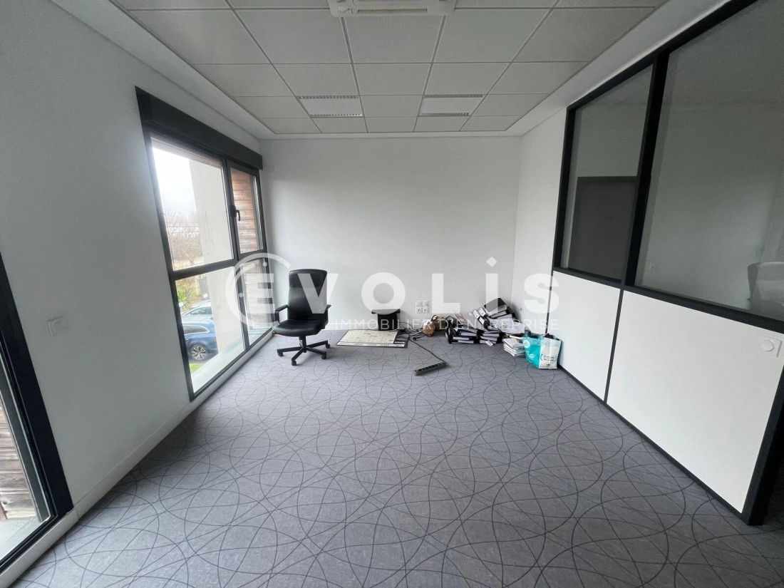 Photo 6 – location bureaux	SAINT PIERRE DU PERRAY (91280)