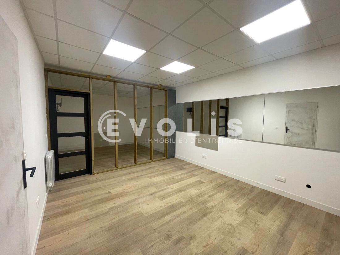 Photo 6 – location Entrepôts / activités	MERIGNAC (33700)