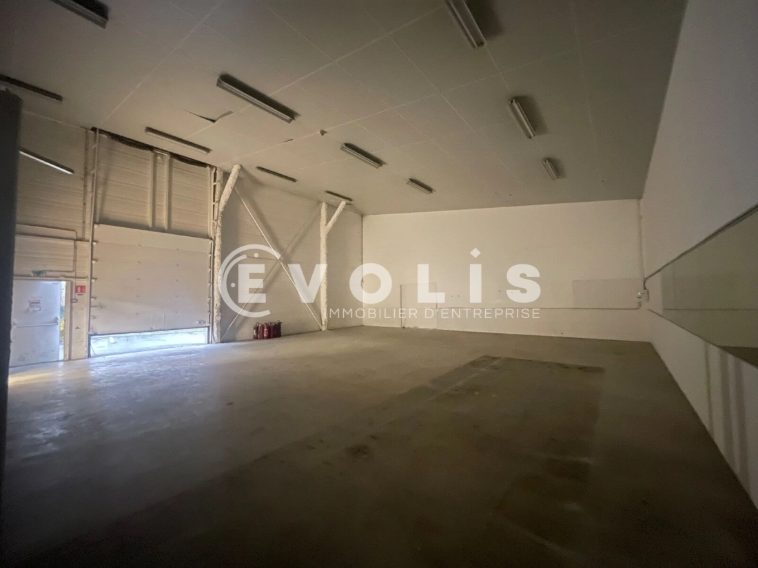 Photo 4 – location Entrepôts / activités	MERIGNAC (33700)