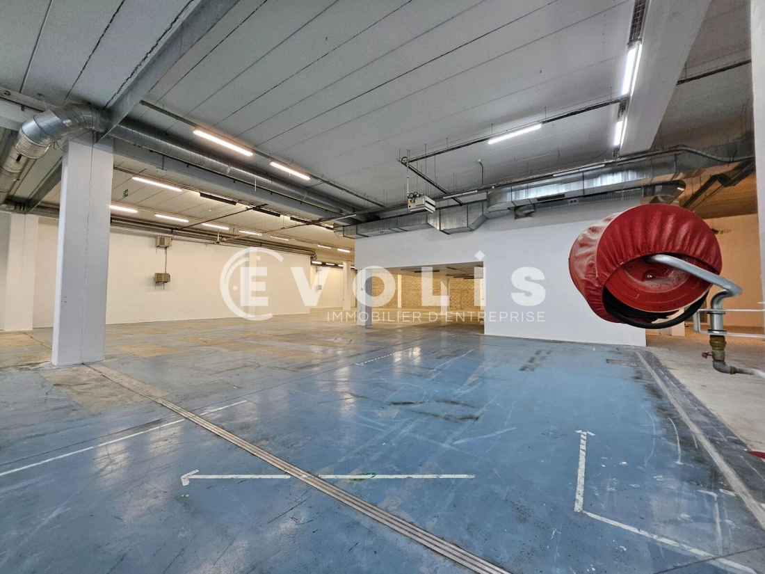 Photo 6 – location Entrepôts / activités	IVRY SUR SEINE (94200)