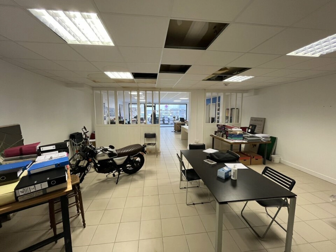 Photo 1 – vente Locaux commerciaux	BAYONNE (64100)