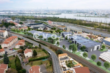 Photo 1 – vente Entrepôts / activités	PIERRE BENITE (69310)