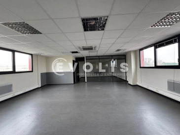 Photo 1 – location bureaux	VILLERS BRETONNEUX (80800)