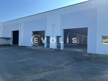 Photo 1 – location Entrepôts / activités	Belleville-en-Beaujolais (69220)