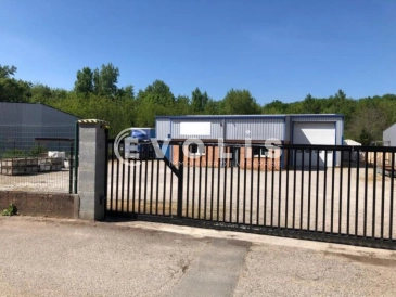 Photo 1 – location Entrepôts / activités	GRENAY (38540)