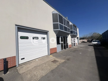Photo 1 – location Entrepôts / activités	CHAMPIGNY SUR MARNE (94500)
