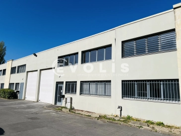Photo 1 – location Entrepôts / activités	EMERAINVILLE (77184)