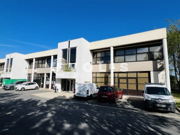 Photo 1 – location bureaux	LOGNES (77185)