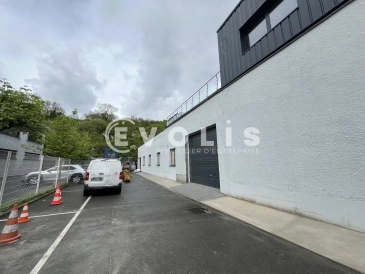 Photo 1 – location Entrepôts / activités	NEUILLY SUR MARNE (93330)