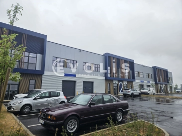 Photo 1 – location Entrepôts / activités	SAINT MICHEL SUR ORGE (91240)