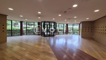 Photo 1 – location bureaux	SAINT THIBAULT DES VIGNES (77400)