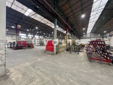 Photo 1 – vente Entrepôts / activités	BOURGOIN JALLIEU (38300)