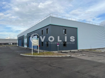 Photo 1 – vente Entrepôts / activités	SAINT VULBAS (01150)