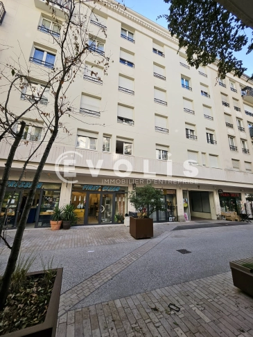 Photo 1 – location bureaux	MONTROUGE (92120)
