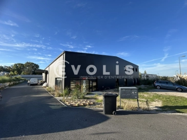 Photo 1 – location Entrepôts / activités	SAINT LOUBES (33450)