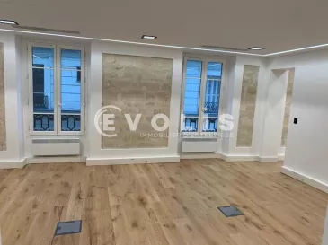 Photo 1 – location bureaux	PARIS (75011)