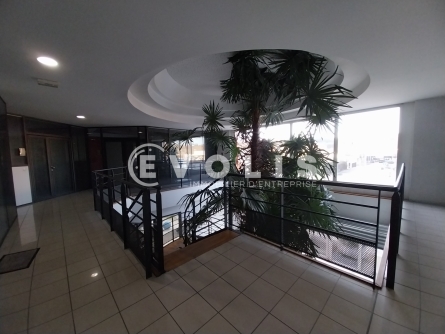 Photo 10 – location bureaux	SAINT JEAN DE BOURNAY (38440)