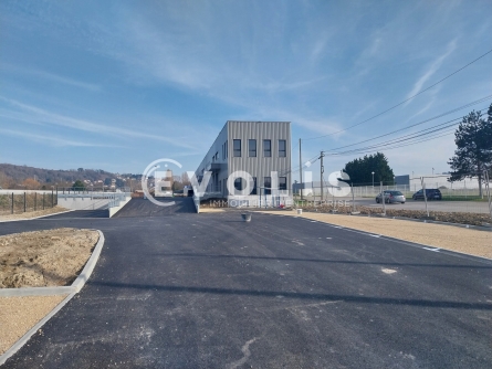 Photo 4 – vente Entrepôts / activités	BOURGOIN JALLIEU (38300)