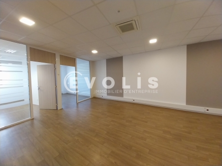Photo 7 – location bureaux	BOURGOIN JALLIEU (38300)