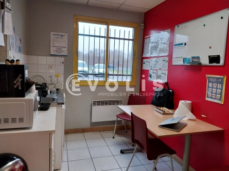 Photo 14 – location Entrepôts / activités	LA VERPILLIERE (38290)