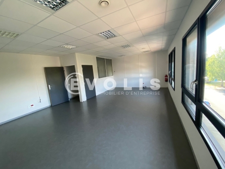 Photo 1 – location bureaux	DURY (80480)