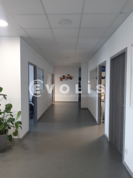Photo 1 – location bureaux	DURY (80480)