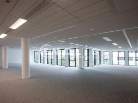Photo 4 – location bureaux	MONTIGNY LE BRETONNEUX (78180)