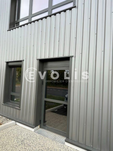 Photo 10 – location Entrepôts / activités	BOURGOIN JALLIEU (38300)