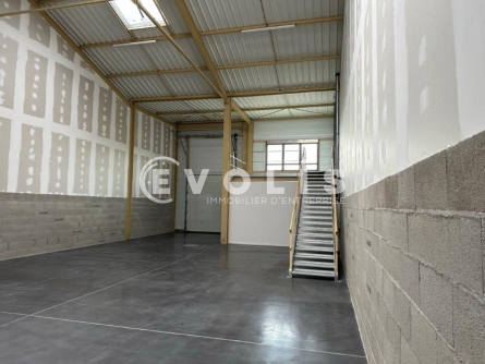 Photo 13 – location Entrepôts / activités	BOURGOIN JALLIEU (38300)
