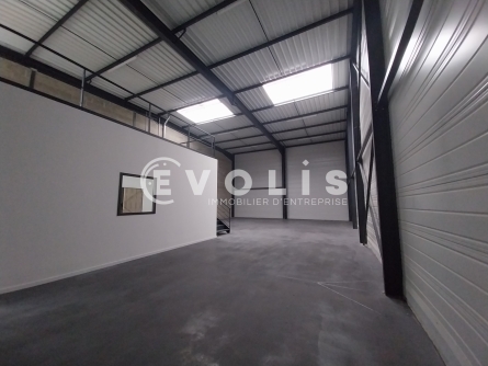 Photo 6 – location Entrepôts / activités	VENISSIEUX (69200)