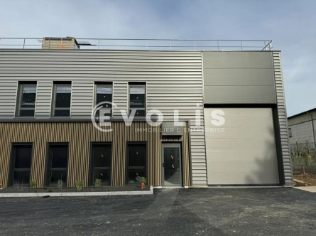 Photo 1 – location Entrepôts / activités	VENISSIEUX (69200)