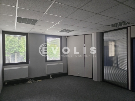 Photo 11 – location bureaux	SAINT AUBIN (91190)