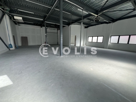 Photo 4 – location Entrepôts / activités	DARDILLY (69570)