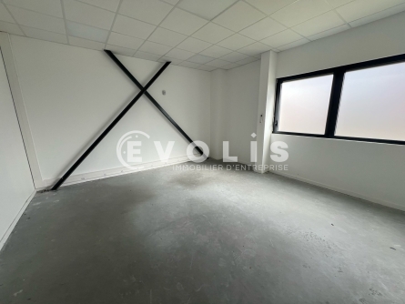 Photo 6 – location Entrepôts / activités	DARDILLY (69570)