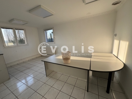 Photo 3 – location Entrepôts / activités	SALEUX (80480)