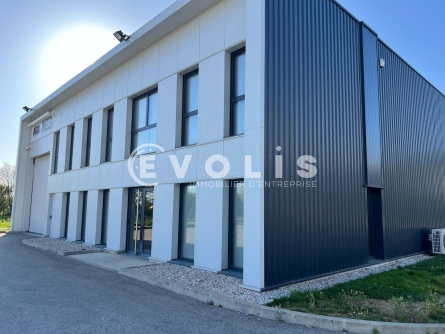 Photo 10 – location Entrepôts / activités	LA BOISSE (01120)