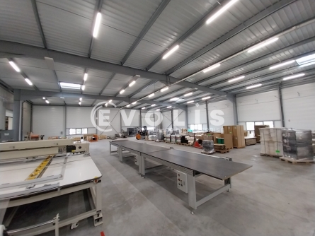 Photo 5 – location Entrepôts / activités	CREMIEU (38460)