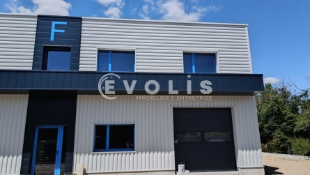 Photo 12 – vente Entrepôts / activités	VILLEMOIRIEU (38460)