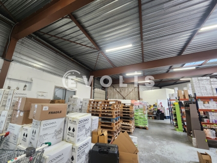 Photo 10 – location Entrepôts / activités	BRON (69500)