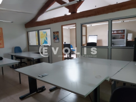 Photo 1 – location bureaux	VELLERON (84740)