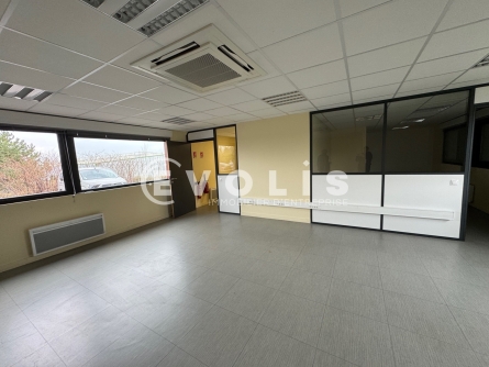 Photo 2 – location bureaux	VILLERS BRETONNEUX (80800)