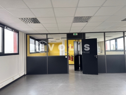 Photo 3 – location bureaux	VILLERS BRETONNEUX (80800)