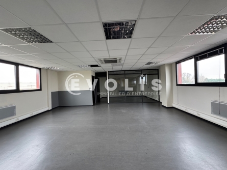 Photo 1 – location bureaux	VILLERS BRETONNEUX (80800)