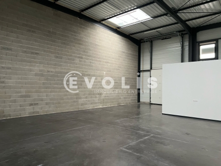 Photo 5 – location Entrepôts / activités	MEYZIEU (69330)