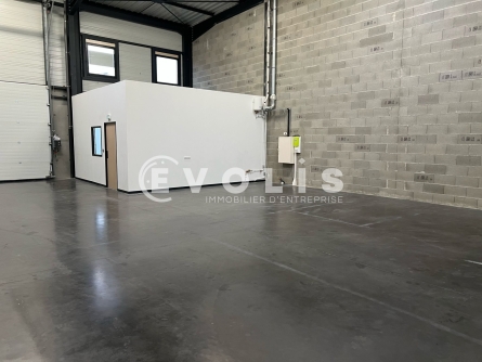 Photo 11 – location Entrepôts / activités	MEYZIEU (69330)
