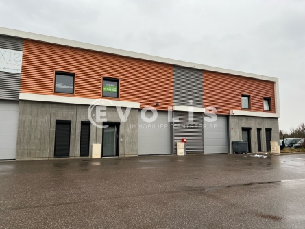 Photo 1 – location Entrepôts / activités	MEYZIEU (69330)